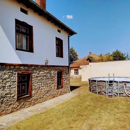 Holiday home Private 4br-2ba Dryanovo With Pool And Free Parking