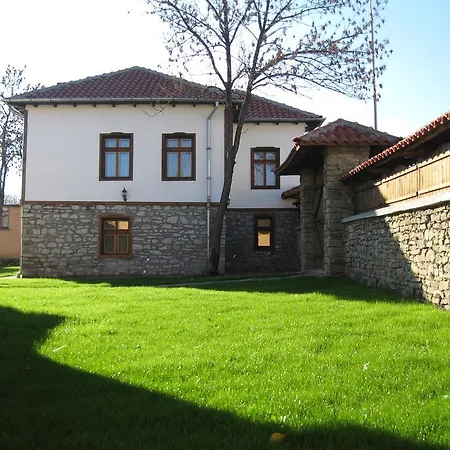 Holiday home Private 4br-2ba Dryanovo With Pool And Free Parking